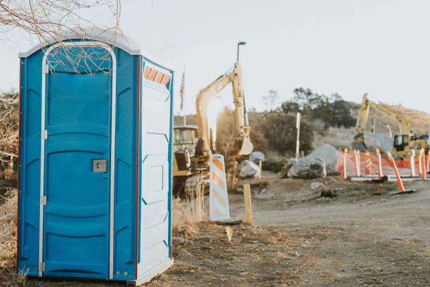 Best Portable restroom trailer rental  in Gulf Shores, AL
